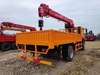 柳汽6.3噸隨車吊平板車 高效實(shí)用的工程運(yùn)輸利器